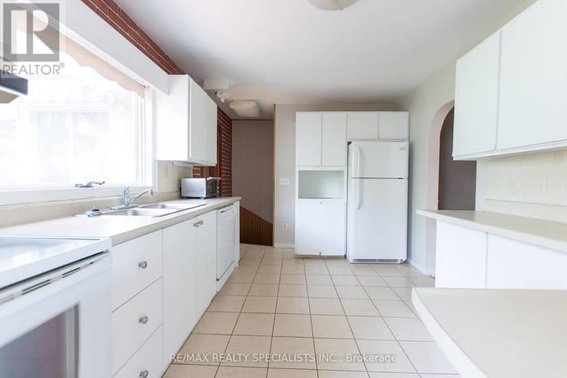 1319 Rebecca Street — photo 9 of 35