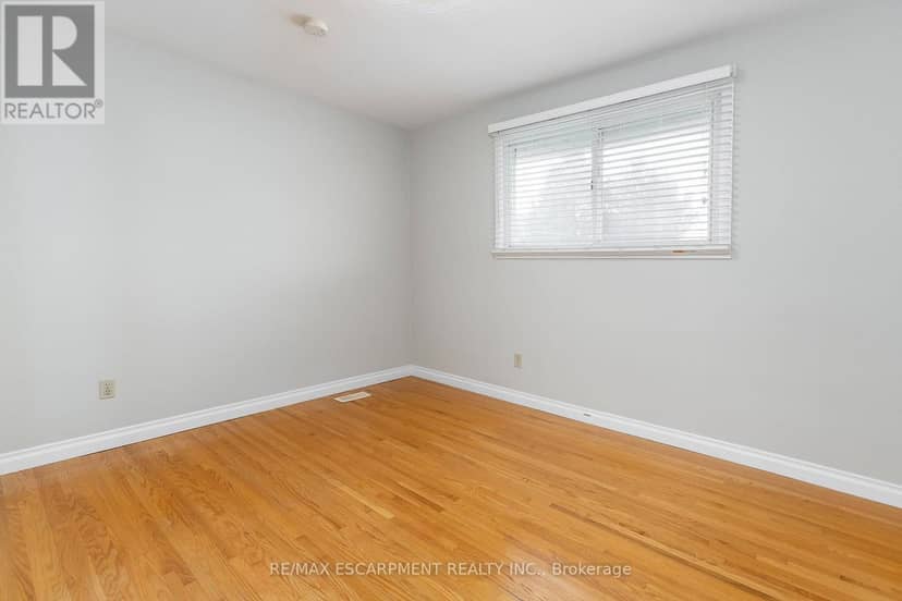21 Green Forest Drive — photo 16 of 32