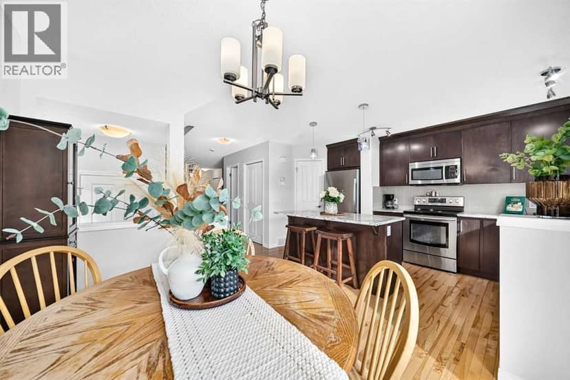 523 Auburn Bay Avenue SE — photo 22 of 40