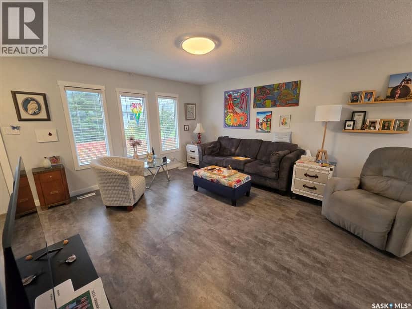 306 2nd STREET NW, Goodsoil, photo 2