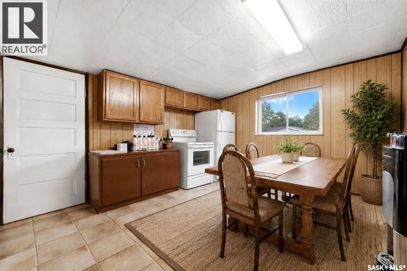 210 Byron STREET — photo 19 of 26