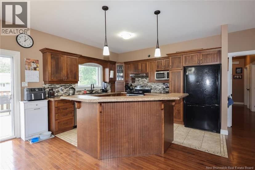 75 Whisperwood Drive — photo 7 of 31