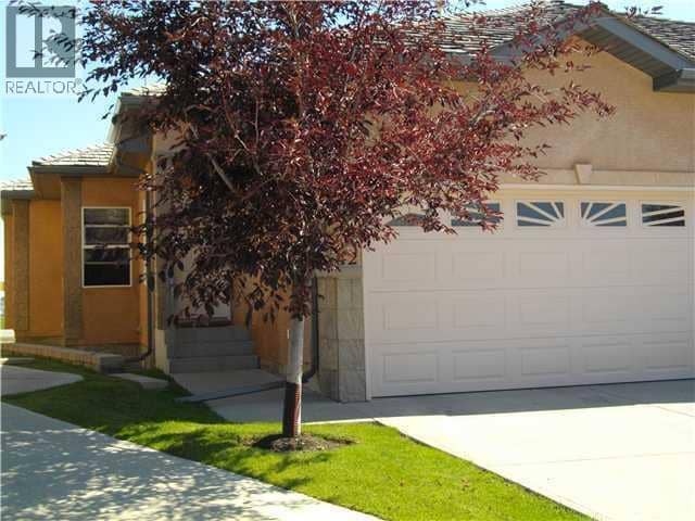 42 Royal Crest Point NW, Calgary, photo 3