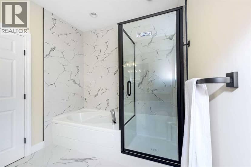 42 Royal Crest Point NW — photo 19 of 38
