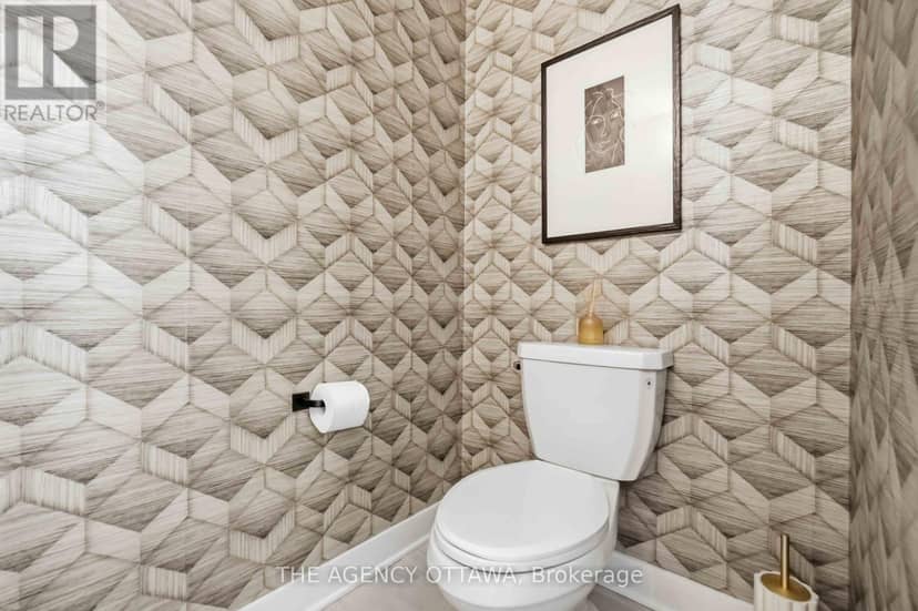 124 Dun Skipper Drive — photo 20 of 40