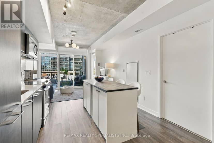 622 - 30 Baseball Place — photo 13 of 40