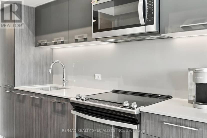 622 - 30 Baseball Place — photo 15 of 40