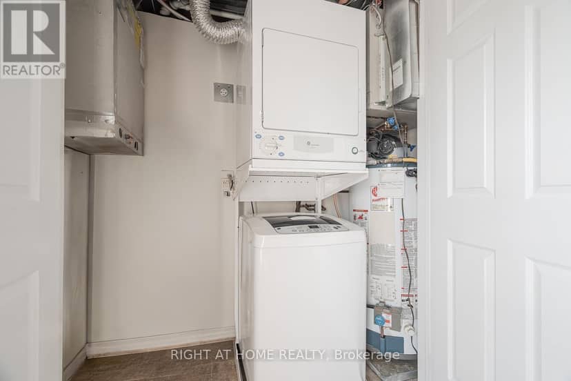 302 - 1471 Maple Avenue — photo 12 of 27