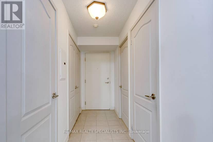 103 - 812 Landsdowne Avenue, Toronto, photo 5