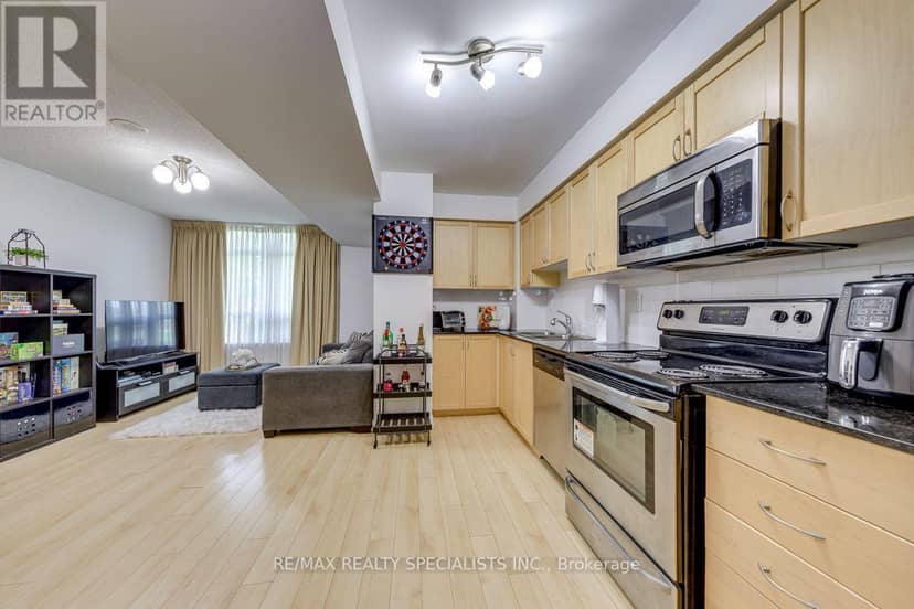 103 - 812 Landsdowne Avenue, Toronto, photo 7