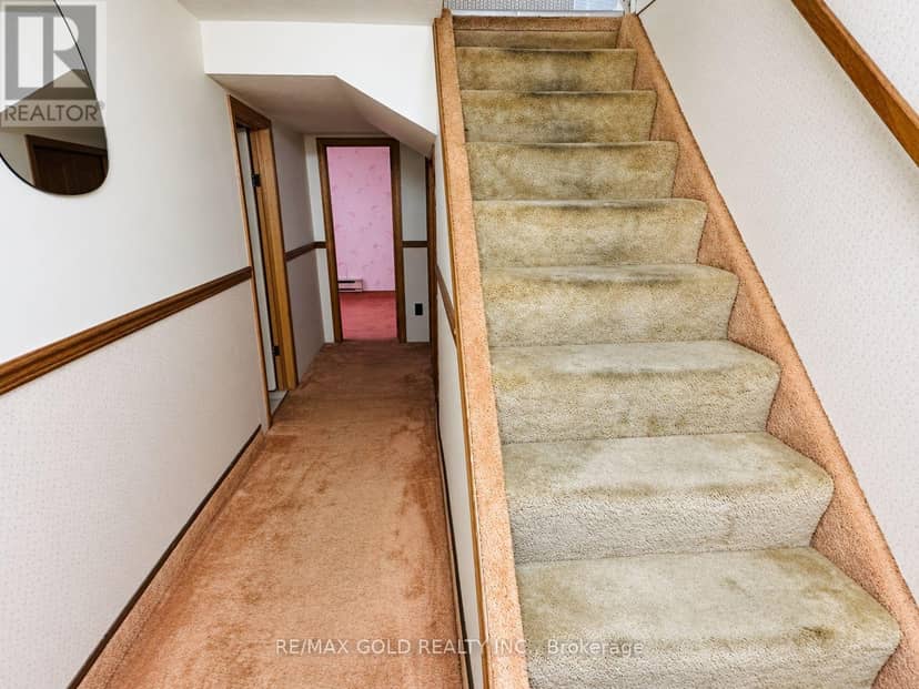 6964 Justine Drive — photo 12 of 26