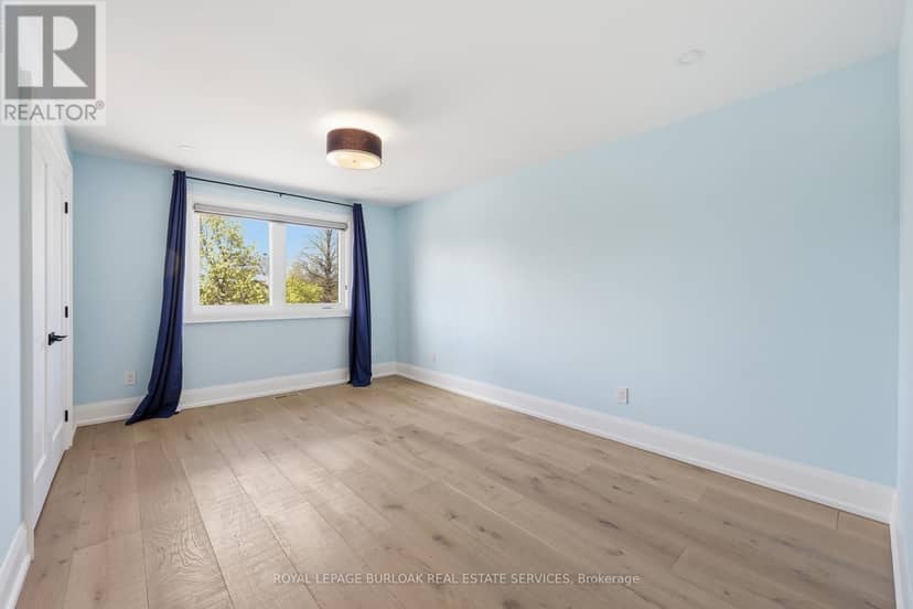 2029 Kempton Park Drive — photo 33 of 40