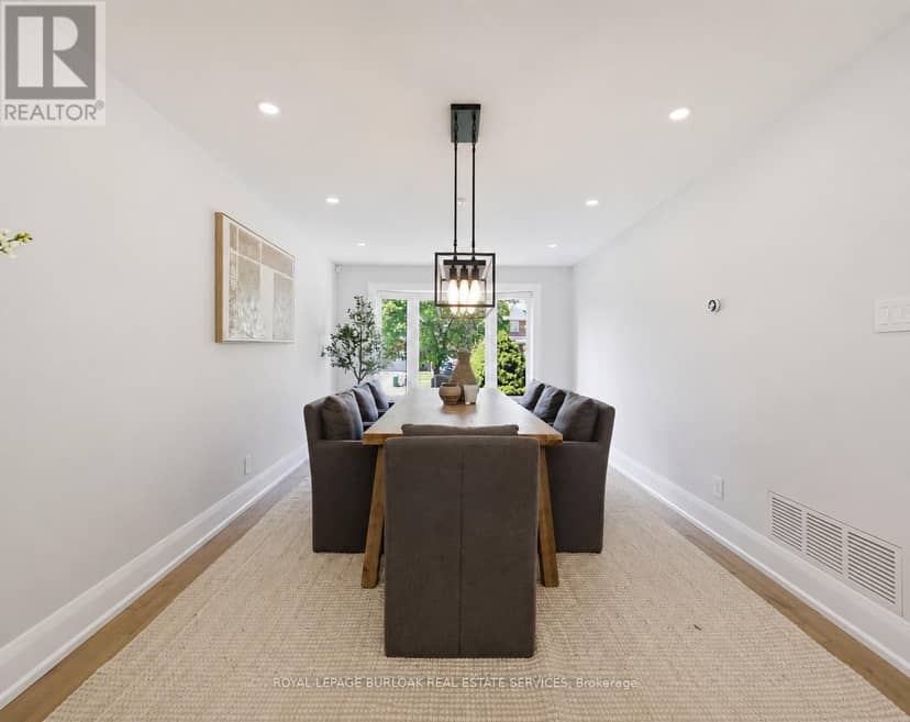 2029 Kempton Park Drive — photo 18 of 40