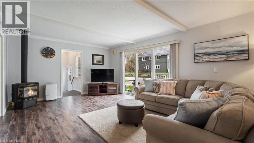 303 CEDAR Drive — photo 4 of 12