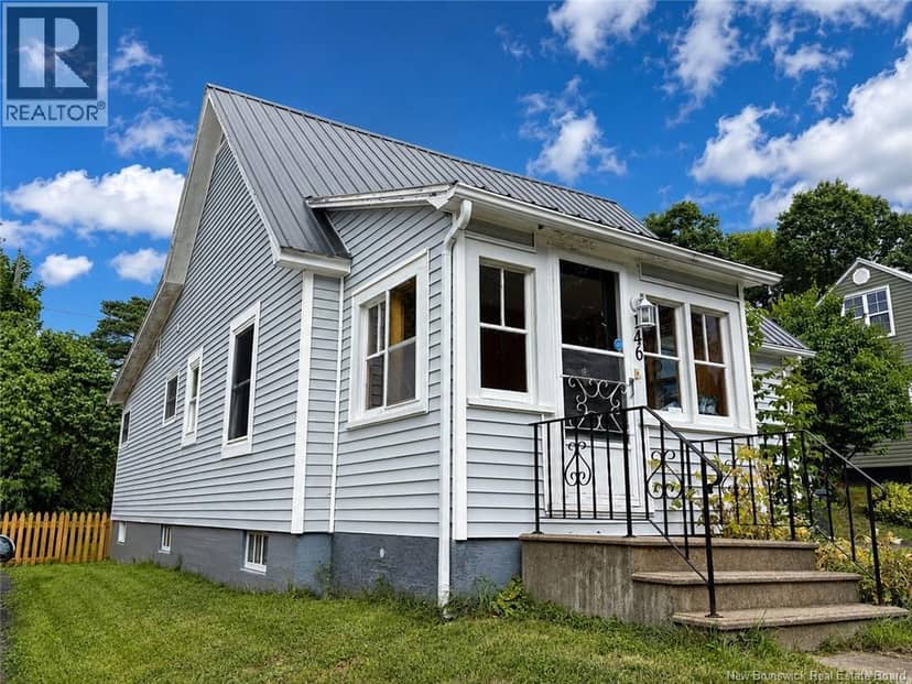 146 St. James Street — photo 4 of 32