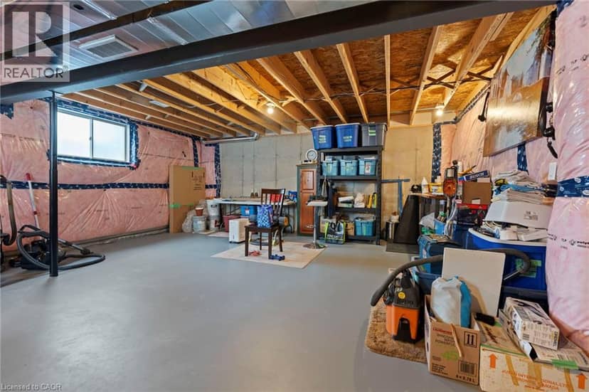 26 AMBER Street — photo 22 of 31