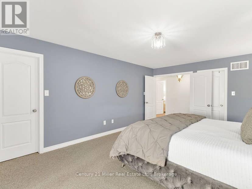 2380 Gladacres Lane — photo 24 of 40