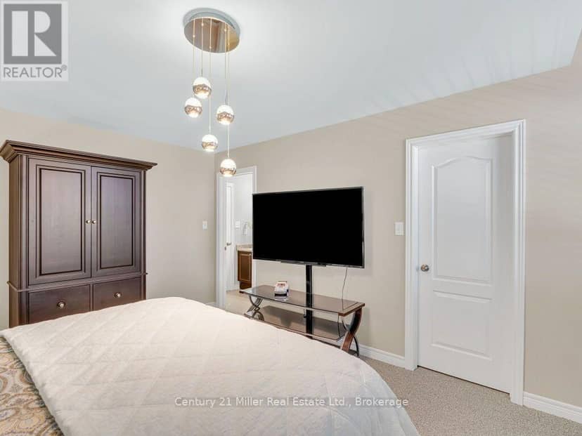 2380 Gladacres Lane — photo 32 of 40