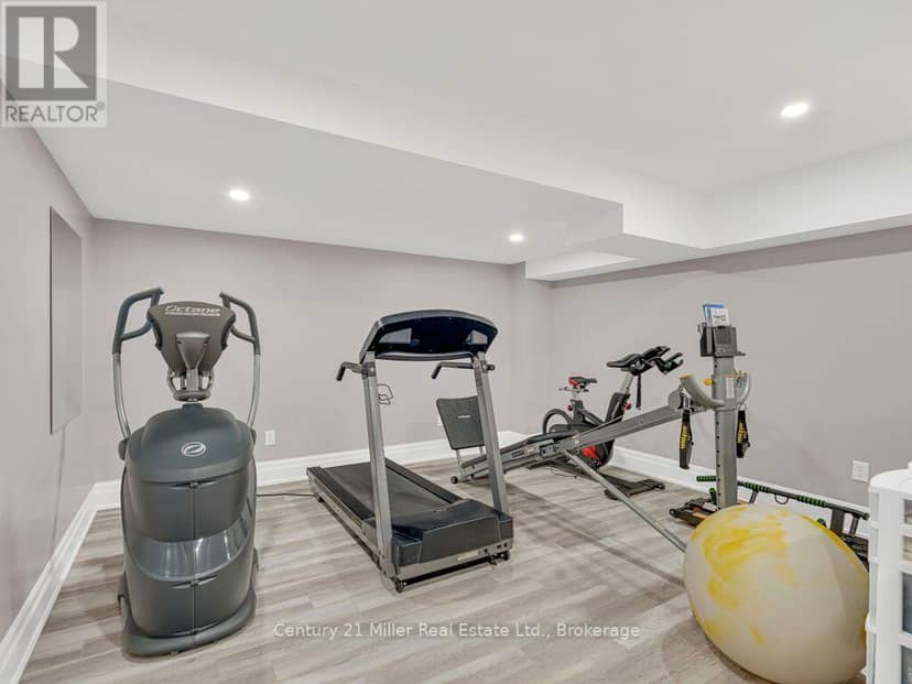 2380 Gladacres Lane — photo 40 of 40