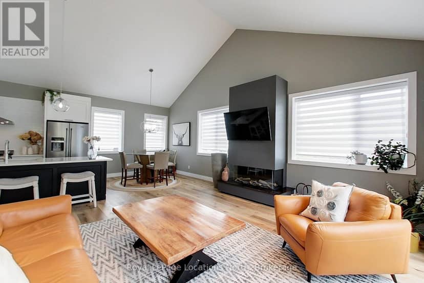30 Gordon Crescent, Meaford, photo 3