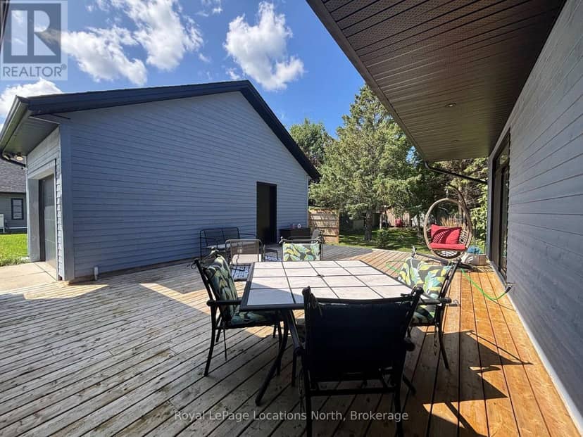 30 Gordon Crescent — photo 35 of 36