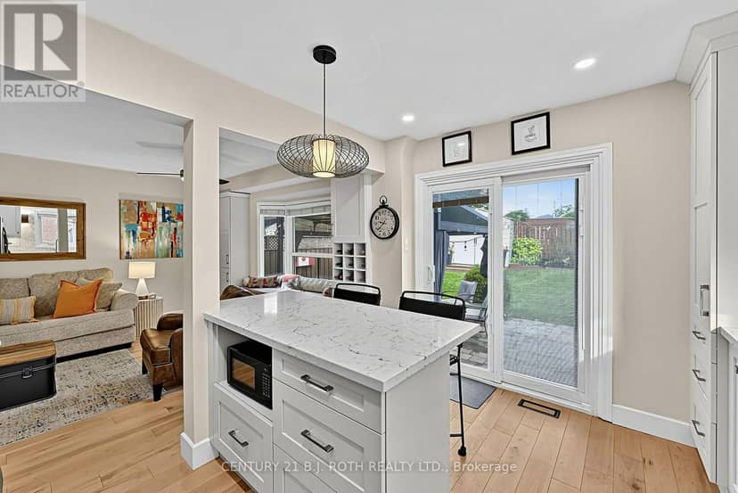 36 Aikens Crescent — photo 12 of 33
