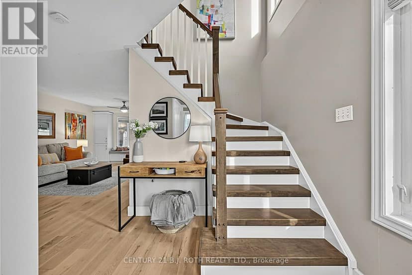 36 Aikens Crescent — photo 15 of 33