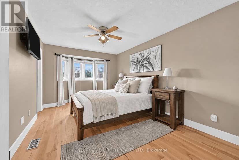 36 Aikens Crescent — photo 16 of 33