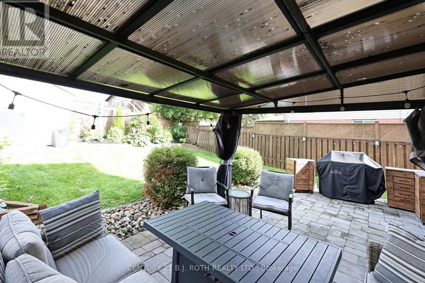 36 Aikens Crescent — photo 26 of 33