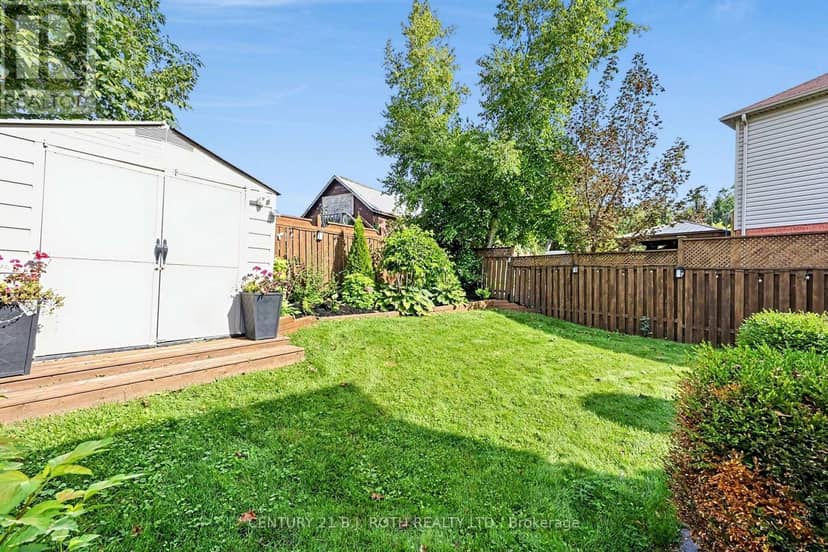 36 Aikens Crescent — photo 27 of 33