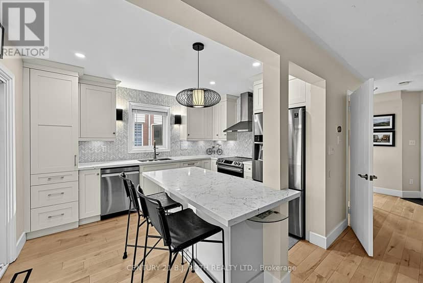 36 Aikens Crescent — photo 9 of 33