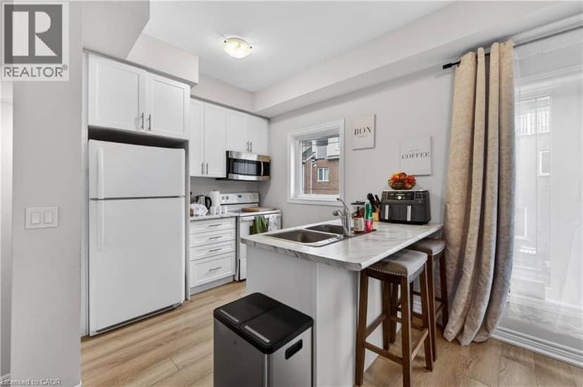 19 PICARDY Drive Unit# 13 — photo 14 of 33