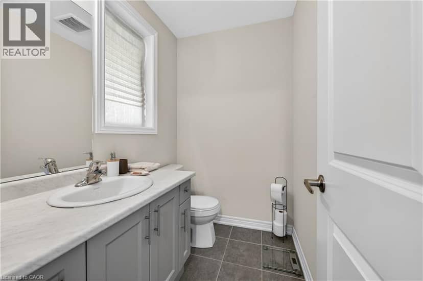 19 PICARDY Drive Unit# 13 — photo 27 of 33