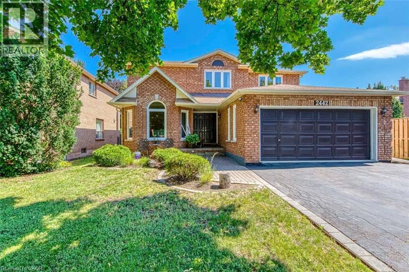 2442 WYNTEN Way, Oakville, photo 2