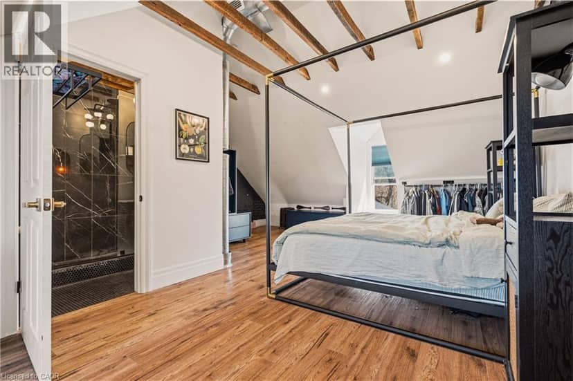 158 HUNTER Street E, Hamilton, photo 8