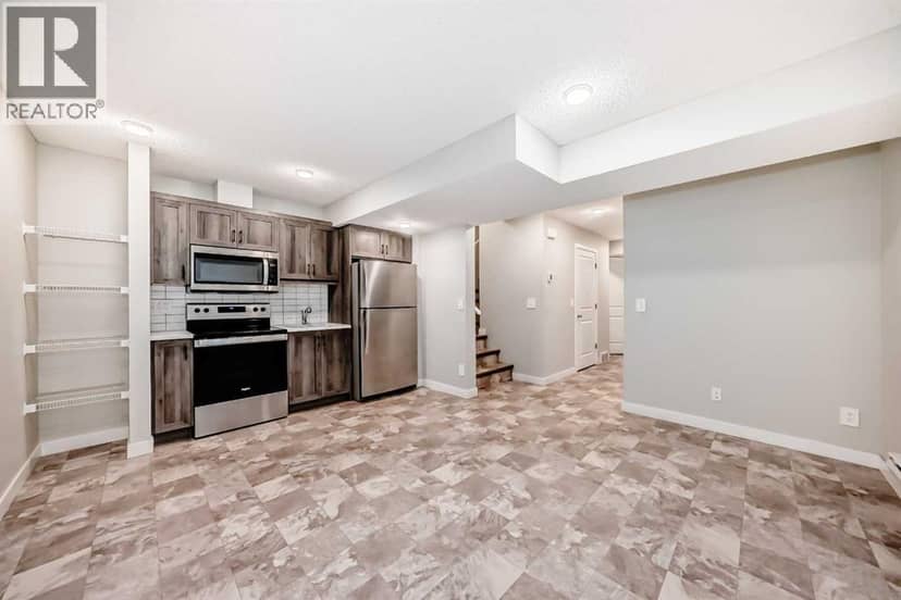 7468 202 Avenue SE — photo 23 of 40