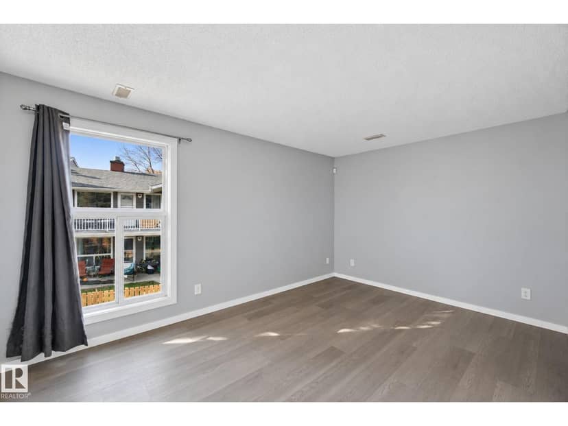 39 3111 142 AV NW — photo 18 of 40