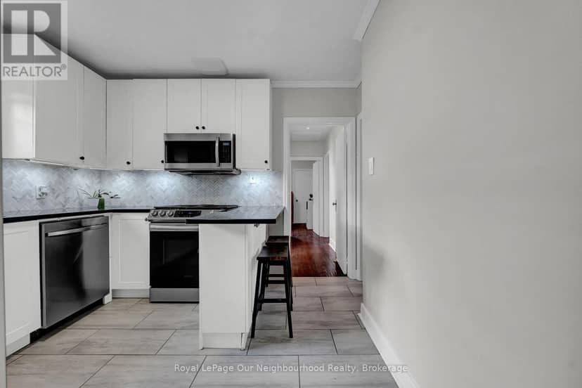 312 Gibbons Street — photo 10 of 40