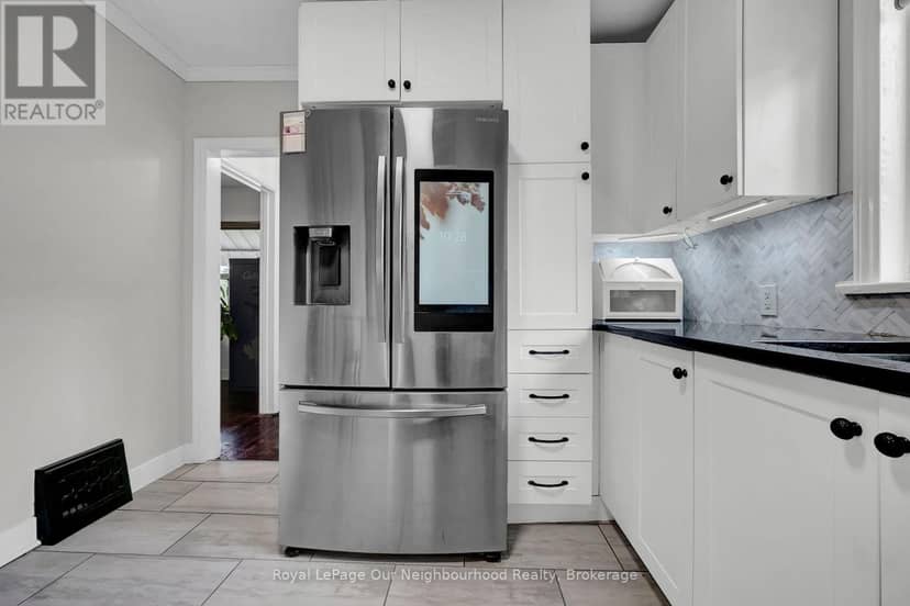 312 Gibbons Street — photo 13 of 40