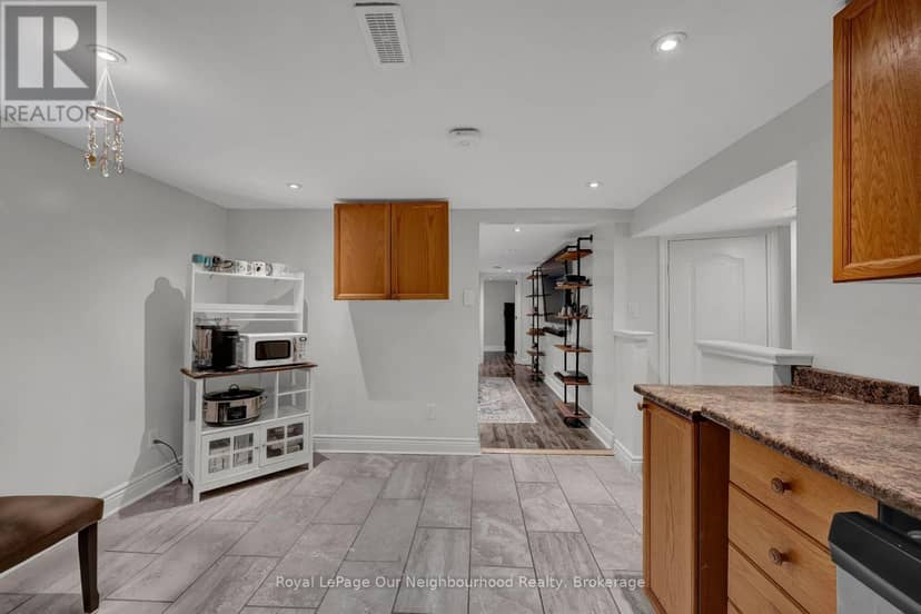 312 Gibbons Street — photo 29 of 40