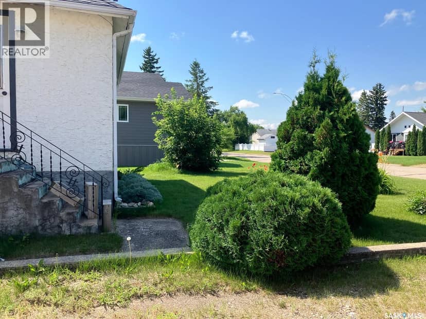 2911 Albert STREET — photo 39 of 40