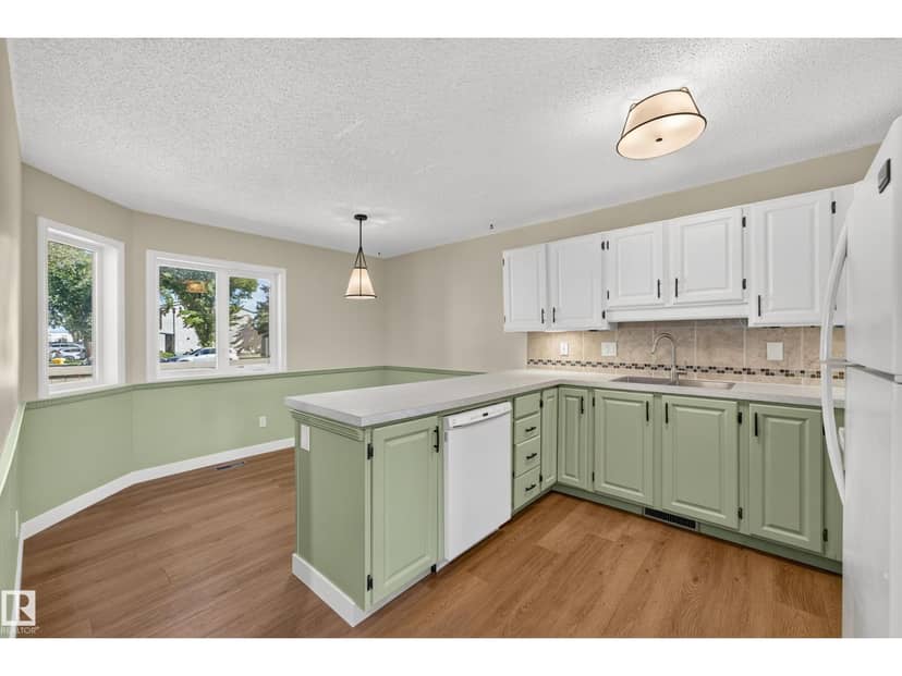 17206 Callingwood Rd NW — photo 10 of 40