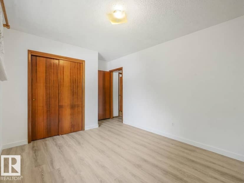 16428 88 AV NW — photo 18 of 40