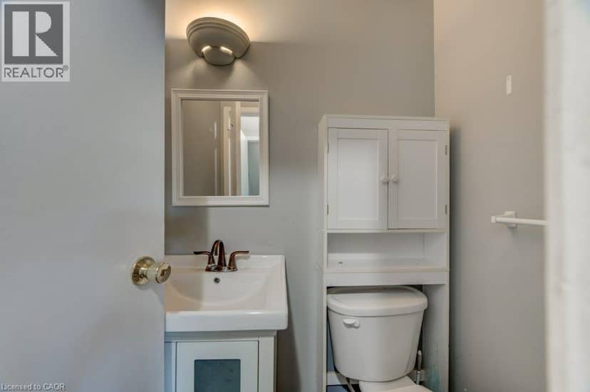 320 WESTMINISTER Avenue Unit# 16 — photo 16 of 40