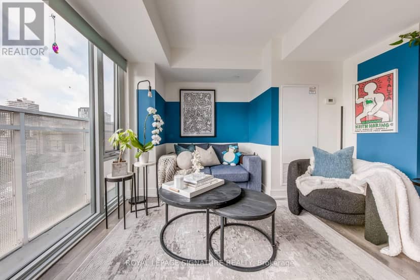 1011 - 89 McGill Street — photo 17 of 32