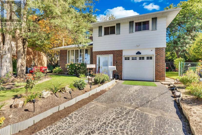 12 Petal Court, Toronto, photo 2