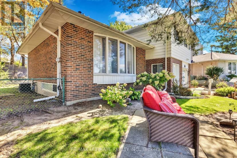 12 Petal Court, Toronto, photo 5