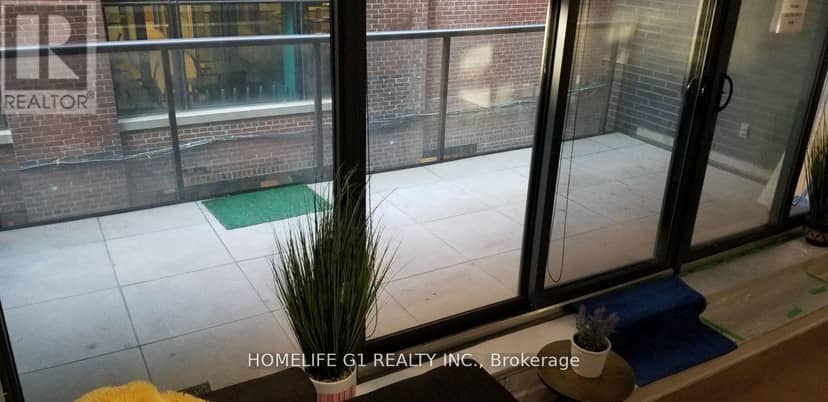 306 - 15 Beverly Street — photo 9 of 22