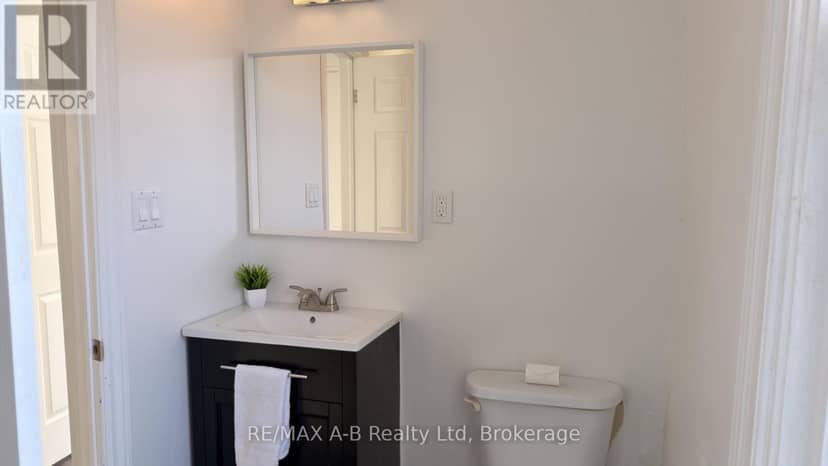 92 East Gore Street — photo 15 of 40
