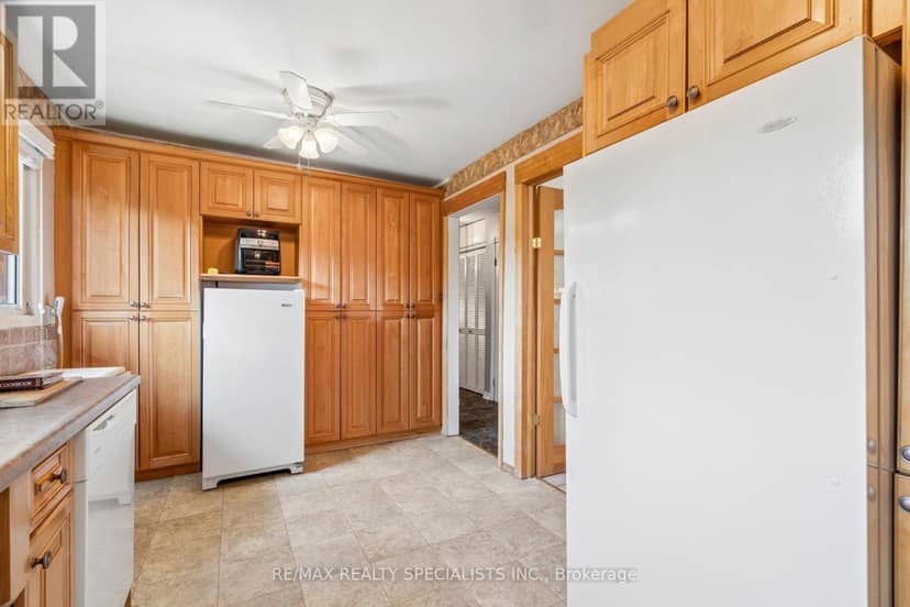 46 Linkdale Road — photo 14 of 32